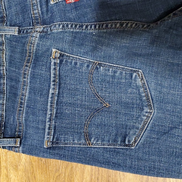 Levi's 721 High Rise Skinny Womens Distressed Jeans Size 28 (Length 30) - Picture 15 of 15